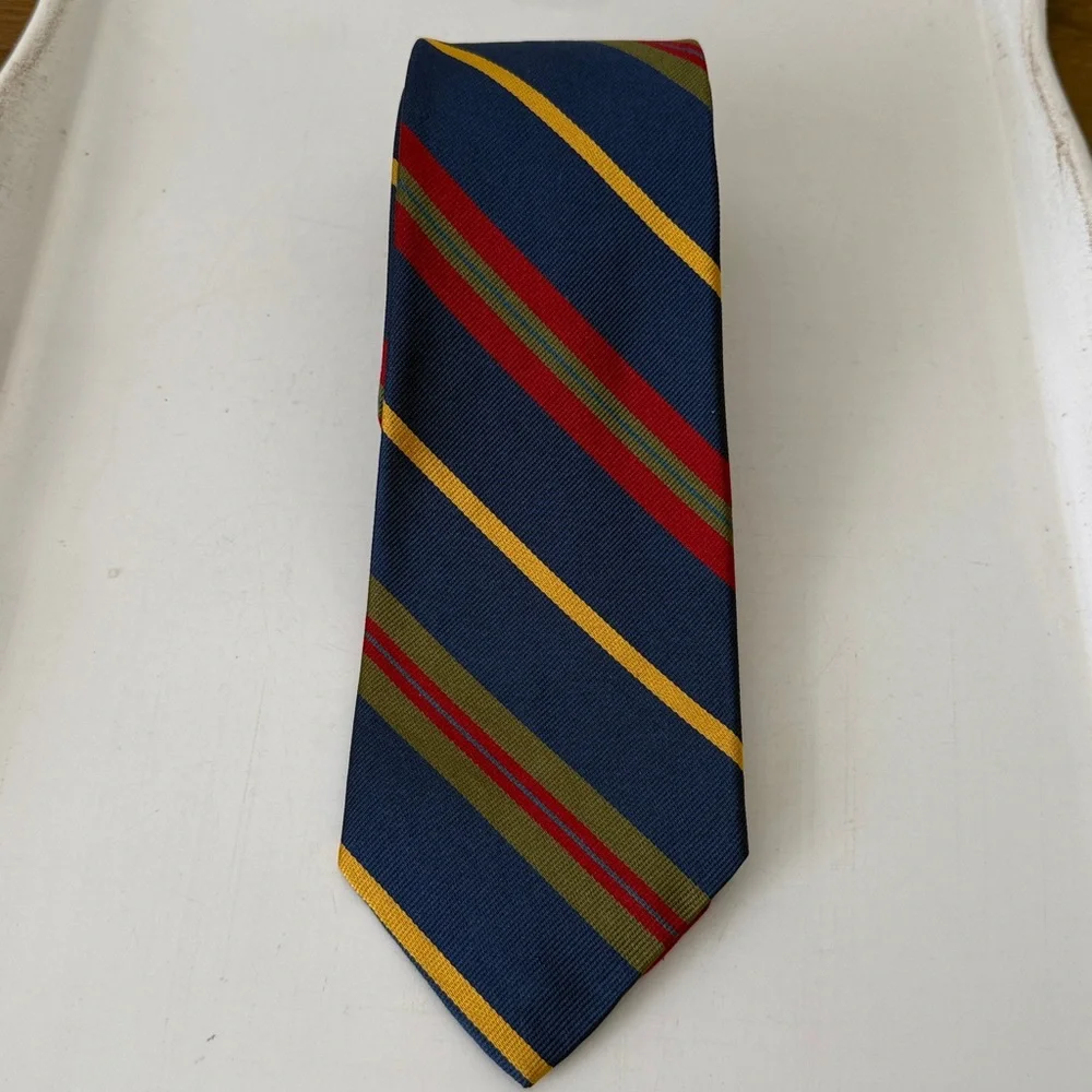 Vintage GAP Silk Navy Blue Striped Men's Tie - Made in USA